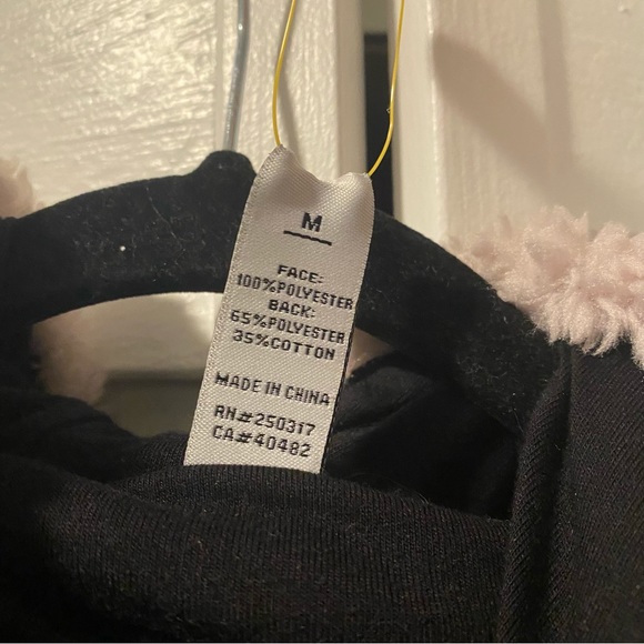 SOLD!!! Varley Montalvo Lilac Sherpa Jacket - Picture 6 of 7